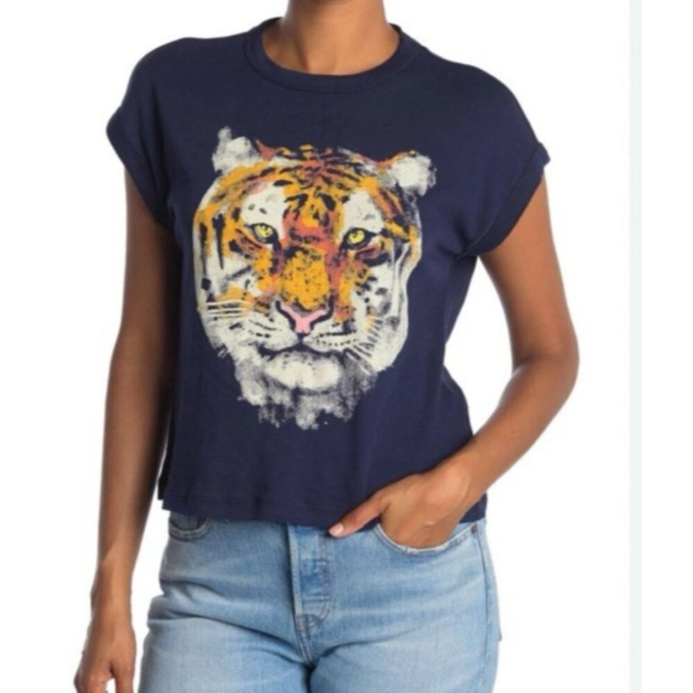 Chaser Medium Tiger Portrait Crewneck Navy 100% Cotton T shirt Tee - Picture 2 of 10